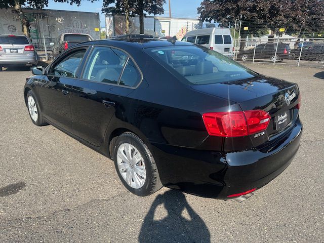 2014 Volkswagen Jetta Image 3