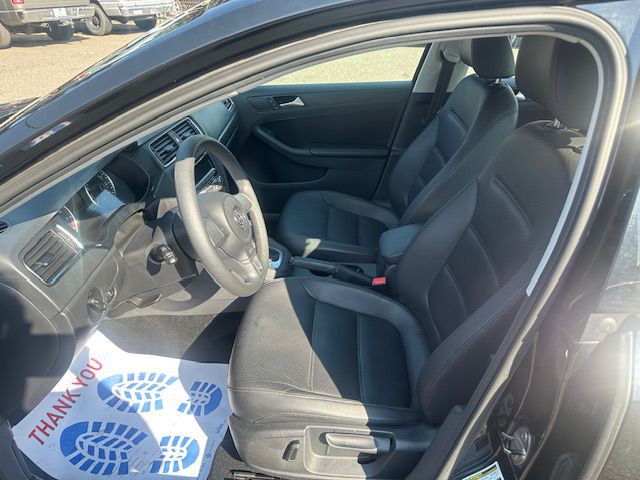 2014 Volkswagen Jetta Image 9