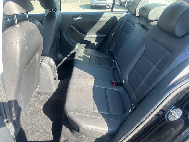 2014 Volkswagen Jetta Image 11