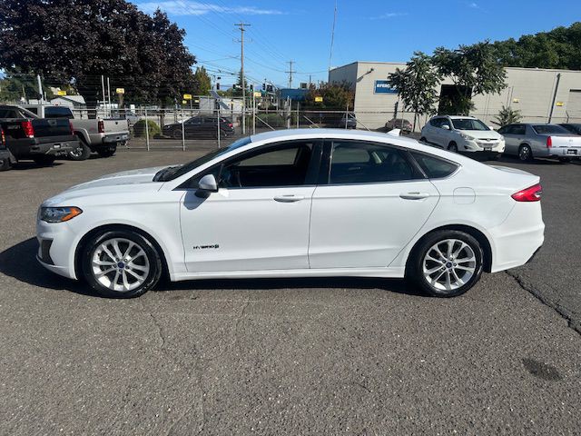 2019 Ford Fusion Image 2