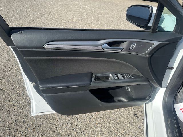 2019 Ford Fusion Image 10