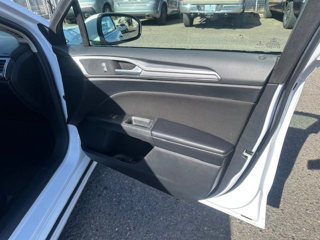 2019 Ford Fusion Image 13