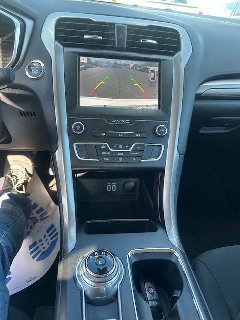 2019 Ford Fusion Image 16