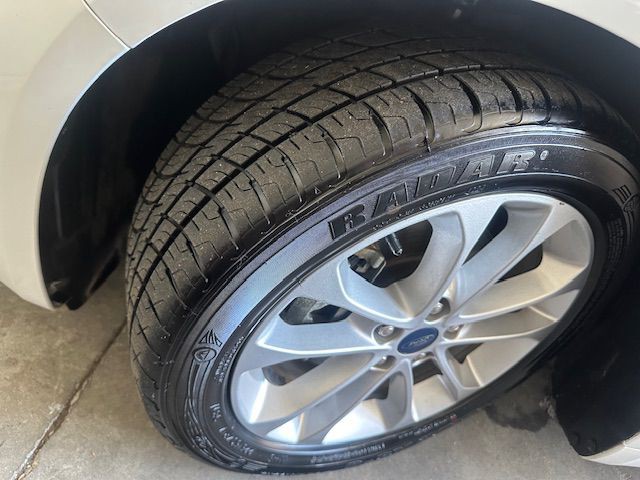 2019 Ford Fusion Image 24