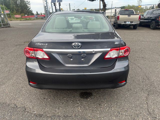 2011 Toyota Corolla Image 3