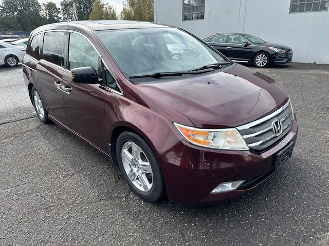 2012 Honda Odyssey Image 5