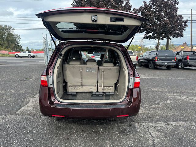 2012 Honda Odyssey Image 15