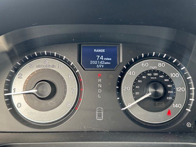 2012 Honda Odyssey Image 16