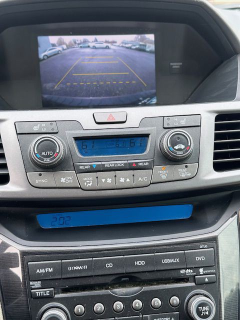 2012 Honda Odyssey Image 17