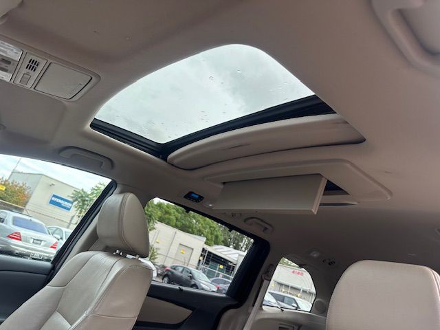 2012 Honda Odyssey Image 21