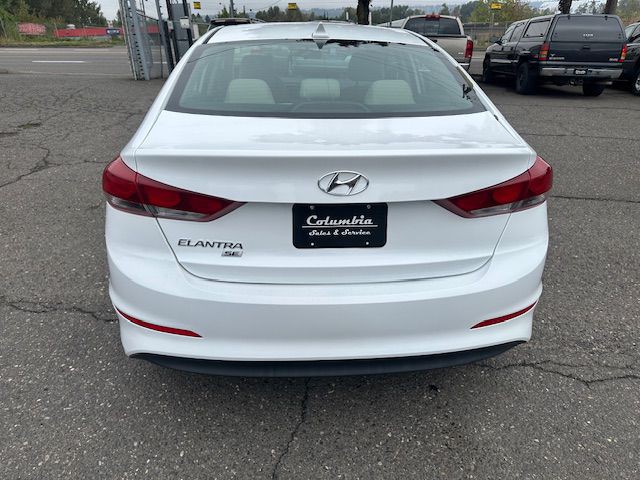2017 Hyundai Elantra Image 4