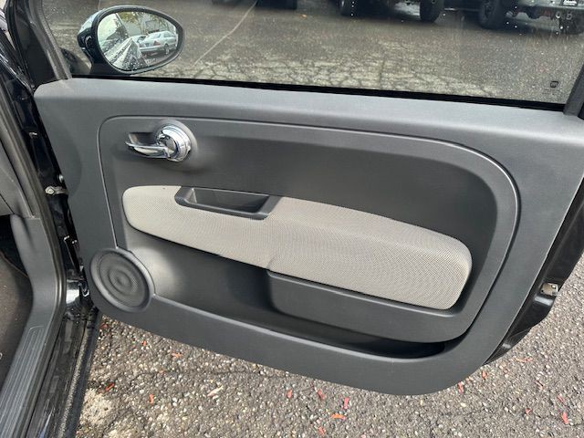 2012 FIAT 500 Image 13