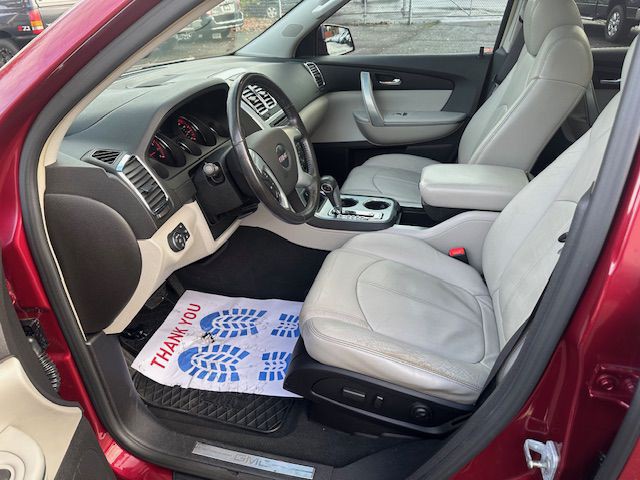 2007 GMC Acadia Image 9