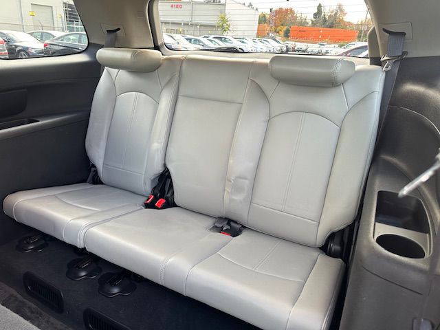 2007 GMC Acadia Image 12