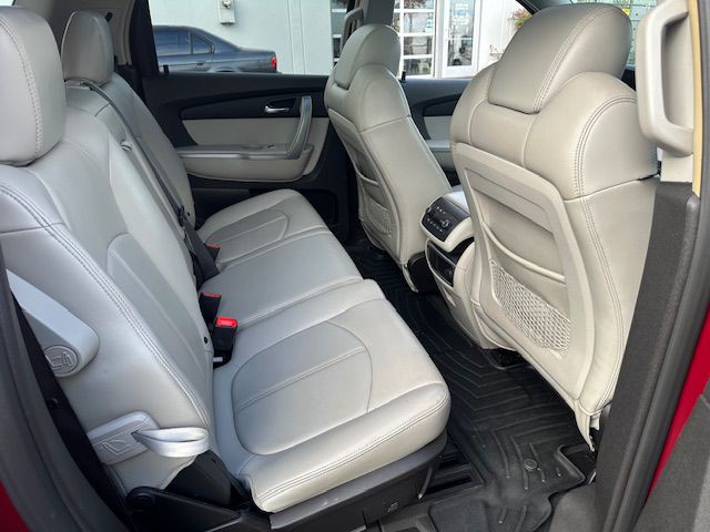 2007 GMC Acadia Image 15