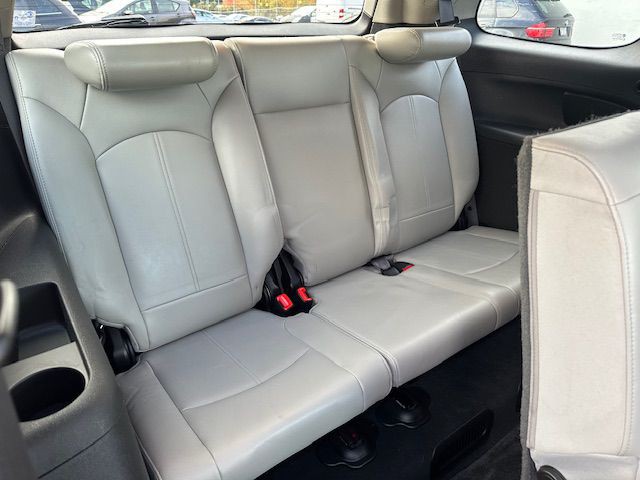 2007 GMC Acadia Image 16