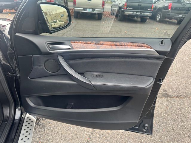 2011 BMW X5 Image 13