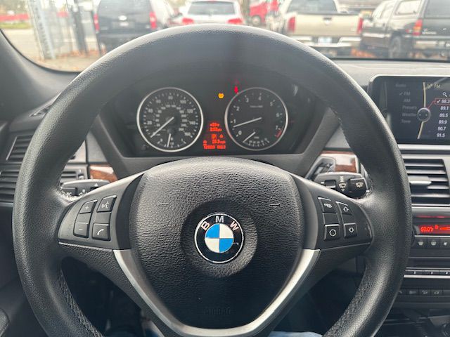 2011 BMW X5 Image 19