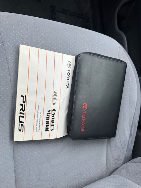 2005 Toyota Prius Image 21