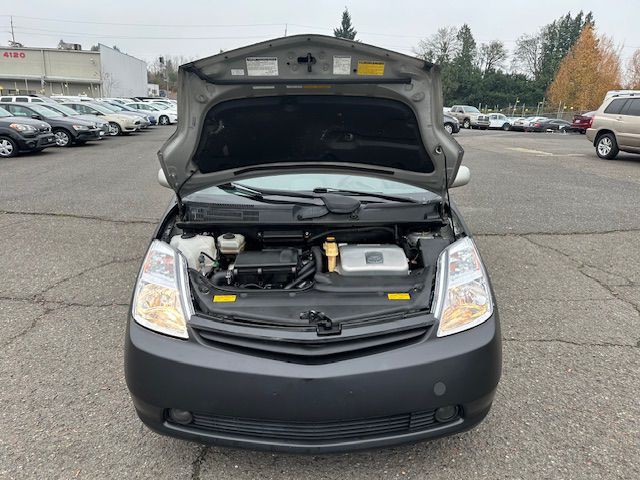 2005 Toyota Prius Image 24