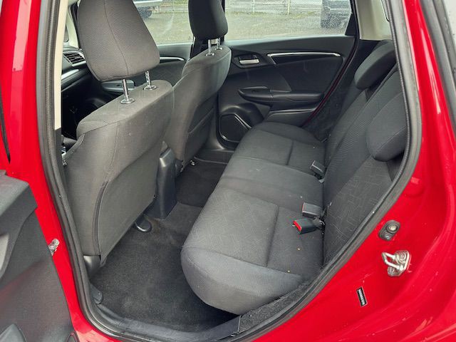 2015 Honda Fit Image 20