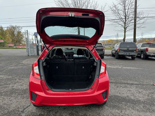 2015 Honda Fit Image 31