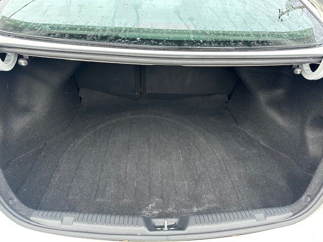 2015 Hyundai Elantra Image 19