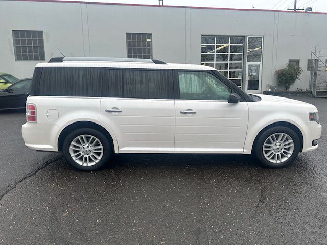 2016 Ford Flex Image 6