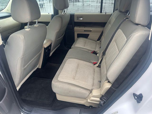 2016 Ford Flex Image 11