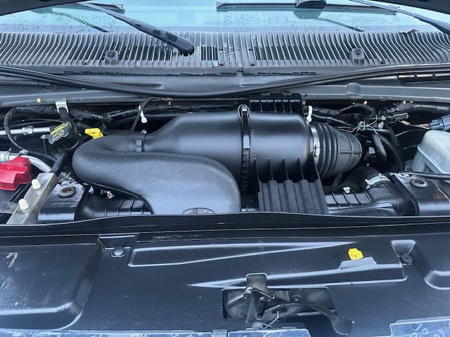 2014 Ford Econoline Image 20