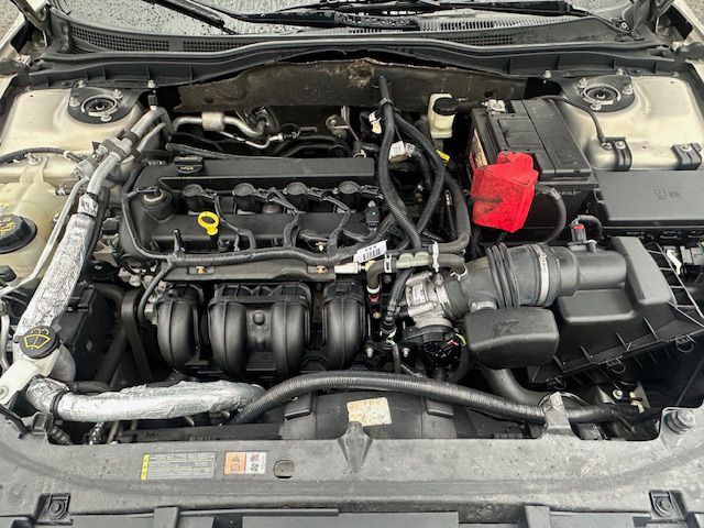 2010 Ford Fusion Image 19