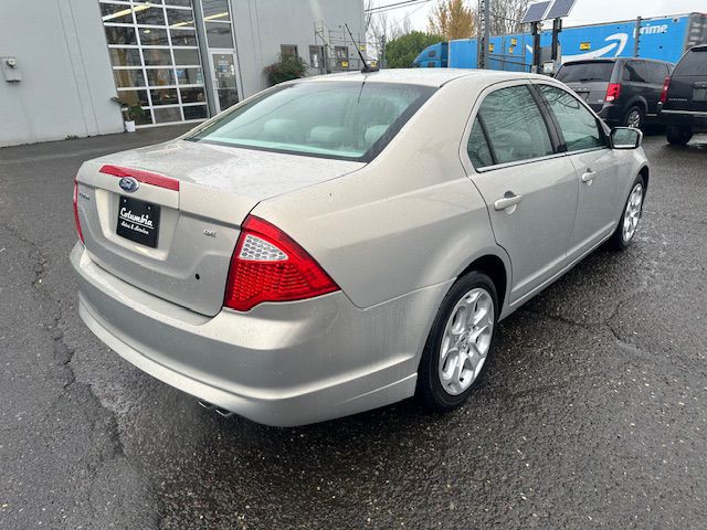2010 Ford Fusion Image 4
