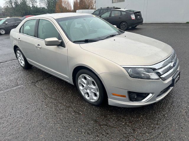 2010 Ford Fusion Image 5