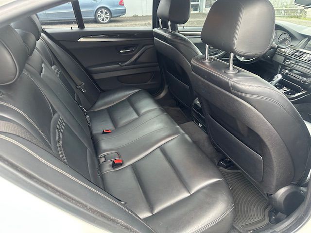 2015 BMW 5 Series Image 14