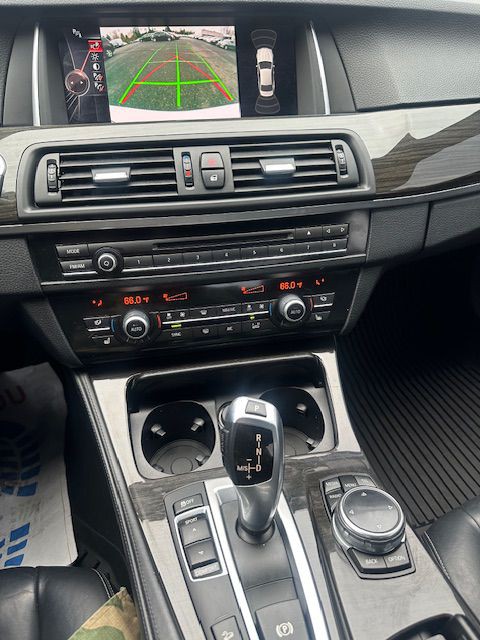 2015 BMW 5 Series Image 21