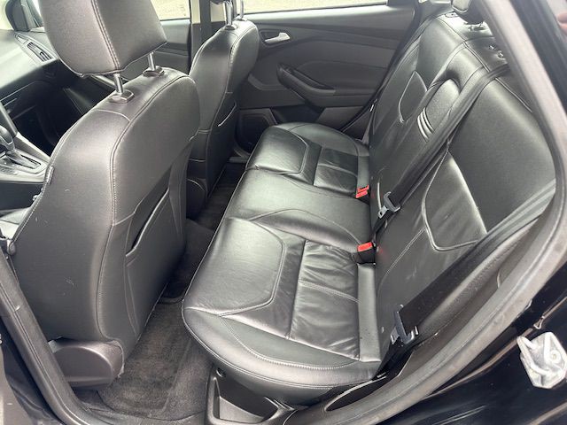 2016 Ford Focus Image 11