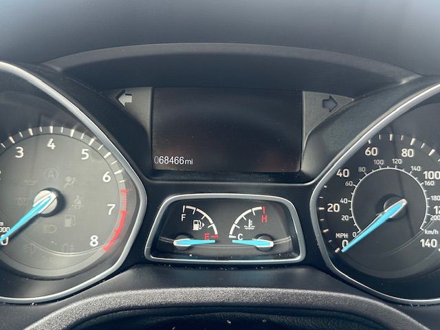 2016 Ford Focus Image 15