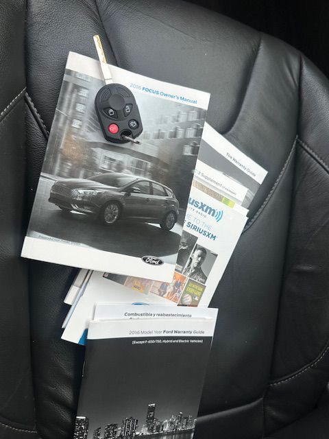 2016 Ford Focus Image 18