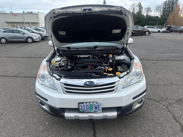 2012 Subaru Outback Image 21