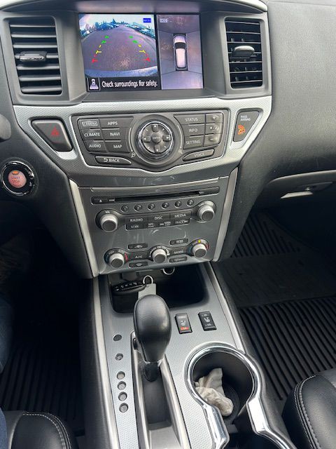 2017 Nissan Pathfinder Image 20