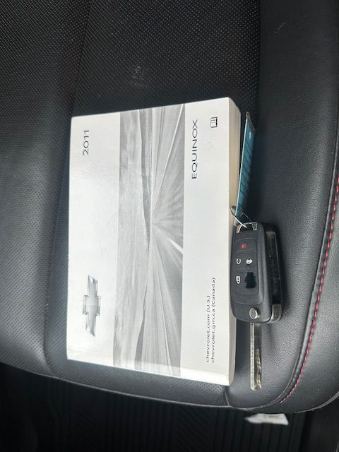 2011 Chevrolet Equinox Image 22