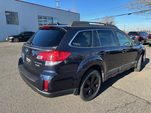 2012 Subaru Outback Image 5