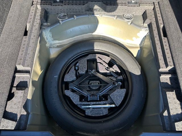 2012 Subaru Outback Image 16