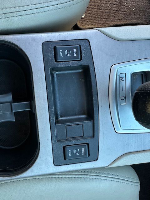 2012 Subaru Outback Image 22