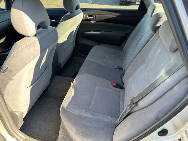 2004 Toyota Prius Image 11