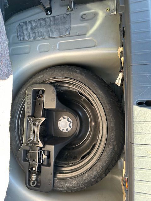 2004 Toyota Prius Image 16