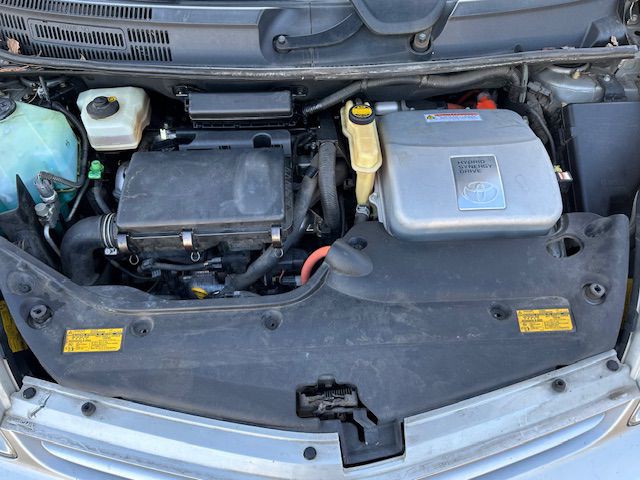 2004 Toyota Prius Image 25