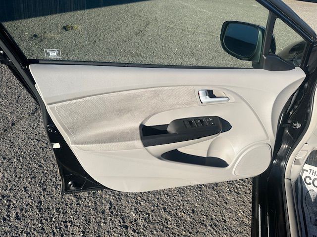 2012 Honda Insight Image 10