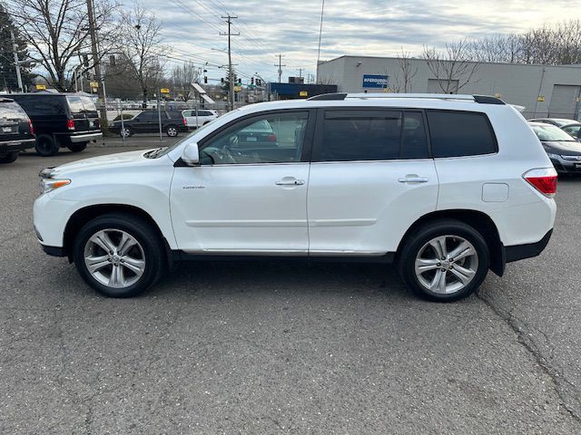 2012 Toyota Highlander Image 2