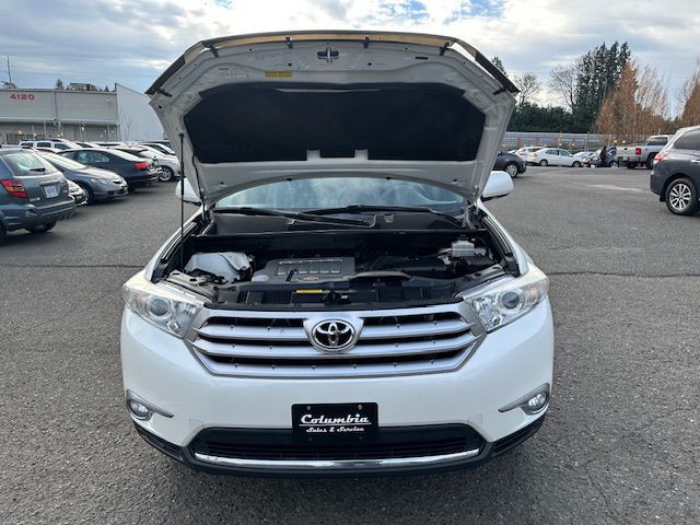 2012 Toyota Highlander Image 32